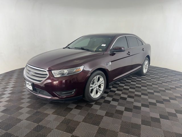 2018 Ford Taurus SEL