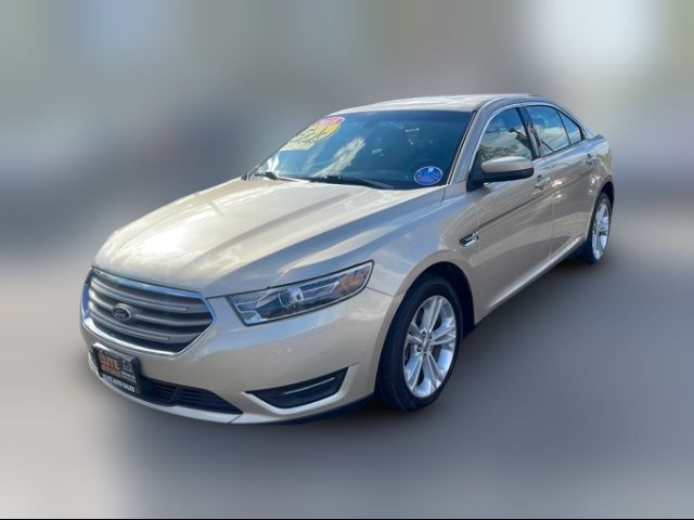 2018 Ford Taurus SEL