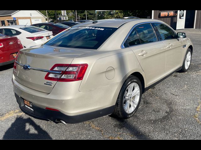 2018 Ford Taurus SEL