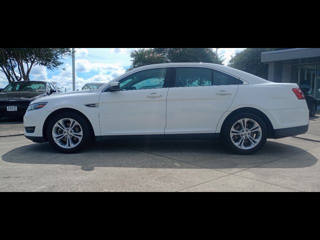 2018 Ford Taurus SEL