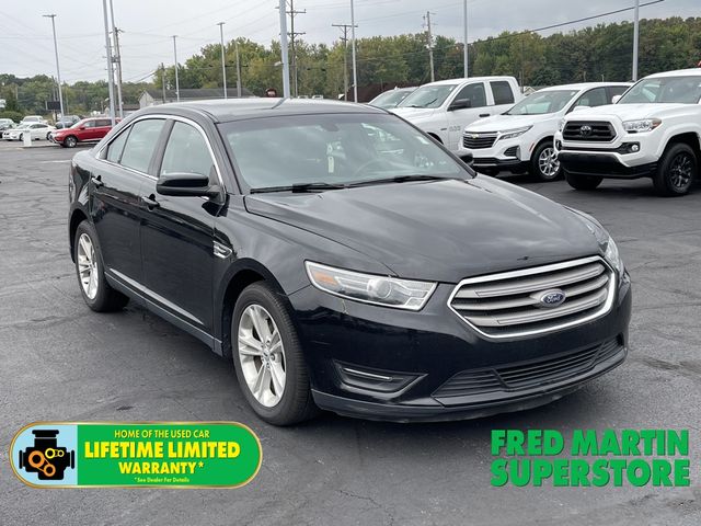 2018 Ford Taurus SEL