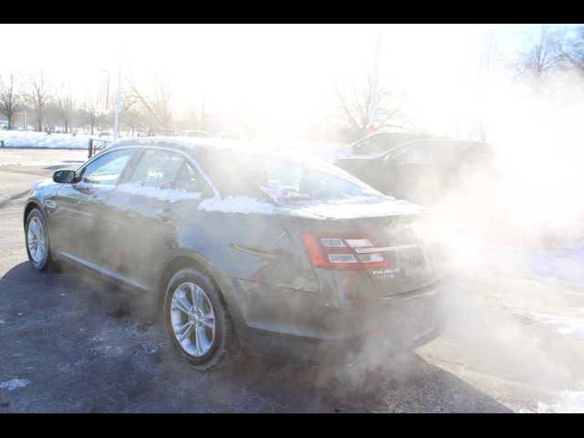 2018 Ford Taurus SEL