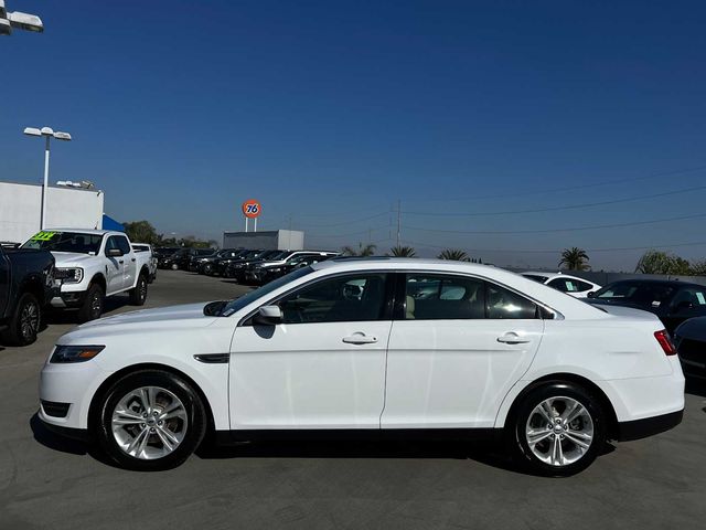 2018 Ford Taurus SEL