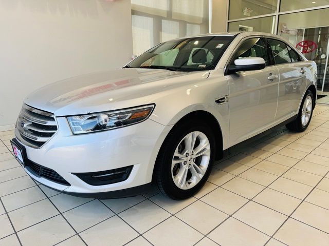 2018 Ford Taurus SEL