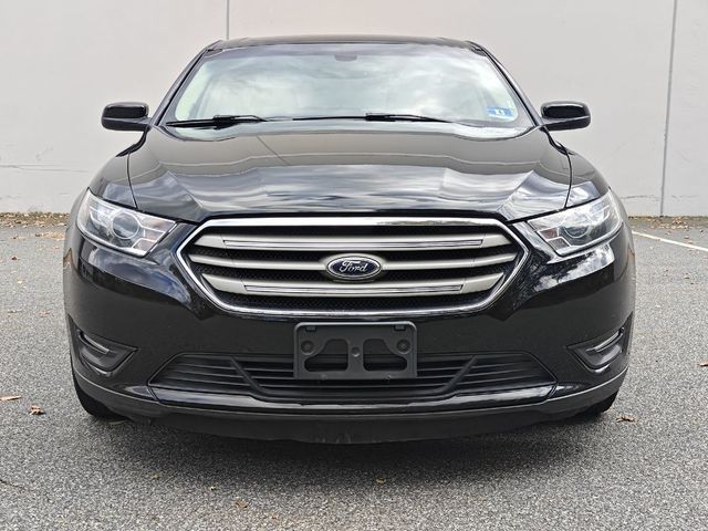 2018 Ford Taurus SEL