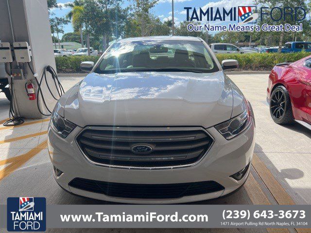 2018 Ford Taurus SEL