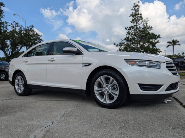 2018 Ford Taurus SEL