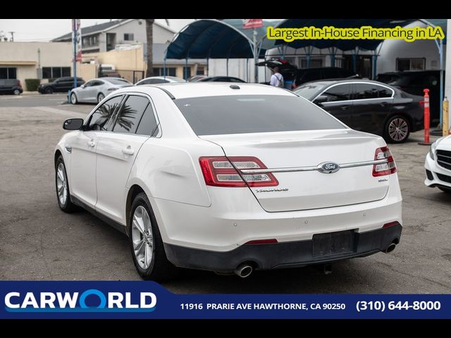 2018 Ford Taurus SEL