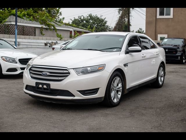 2018 Ford Taurus SEL