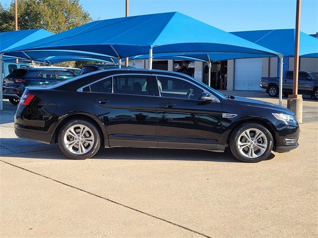 2018 Ford Taurus SEL