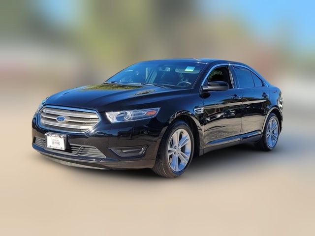 2018 Ford Taurus SEL