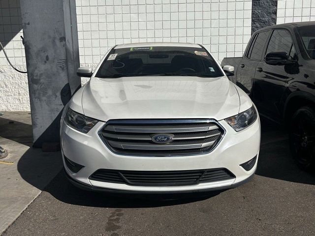 2018 Ford Taurus SEL