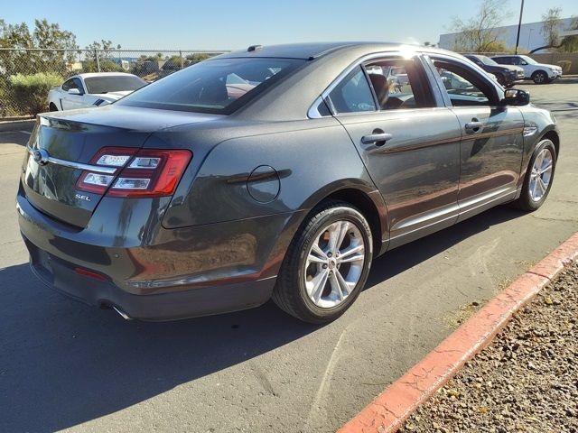 2018 Ford Taurus SEL