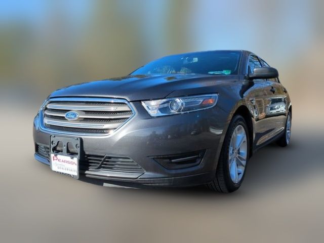 2018 Ford Taurus SEL