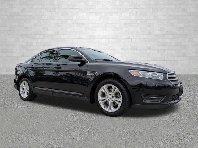 2018 Ford Taurus SEL