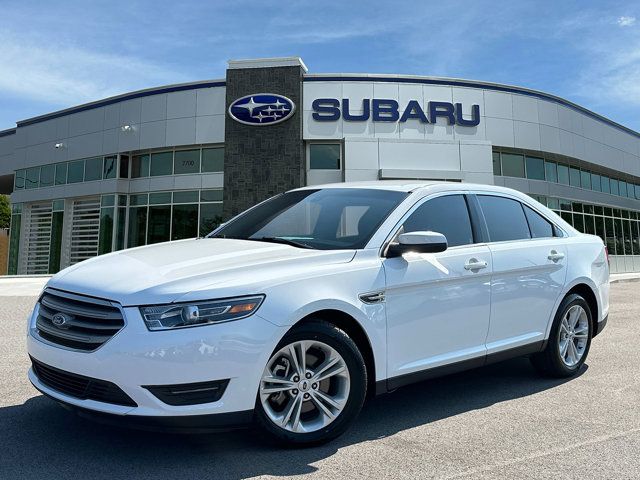 2018 Ford Taurus SEL