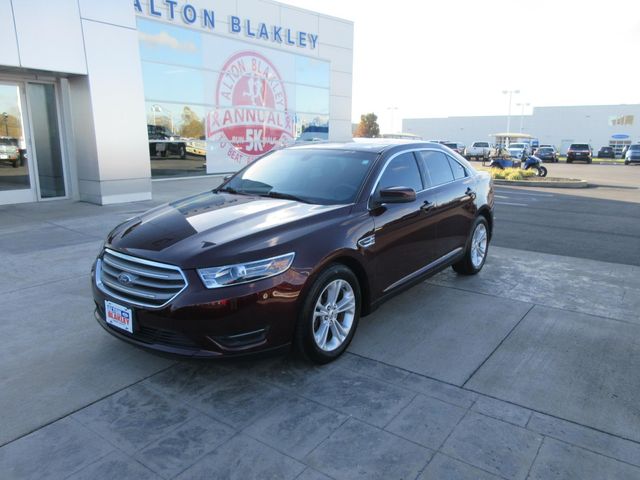 2018 Ford Taurus SEL