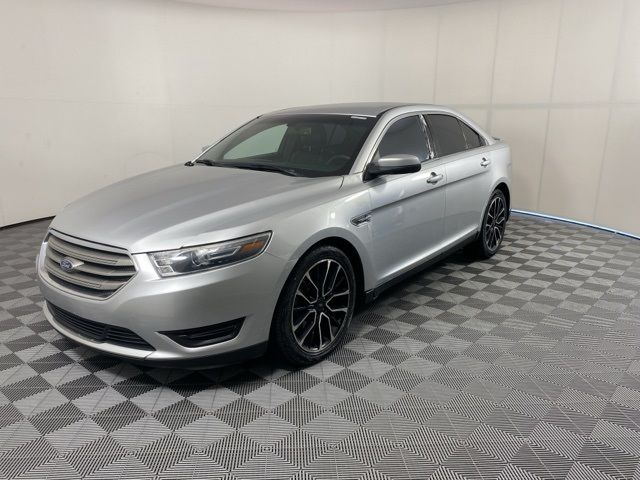 2018 Ford Taurus SEL