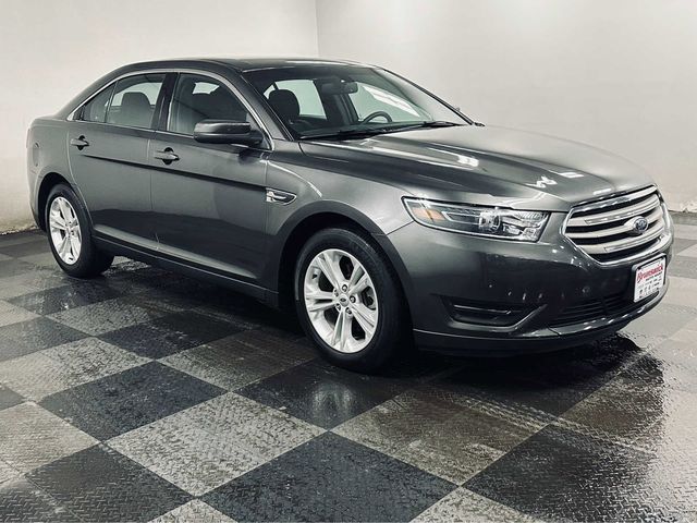 2018 Ford Taurus SEL