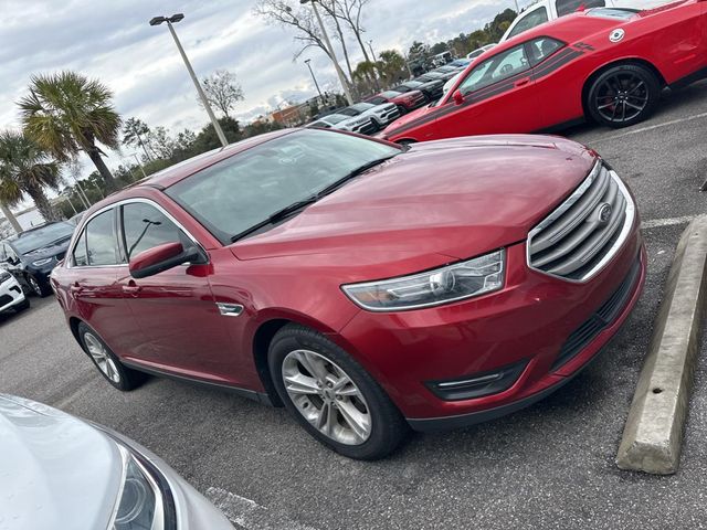 2018 Ford Taurus SEL