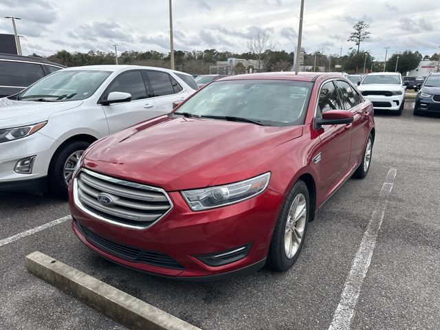 2018 Ford Taurus SEL