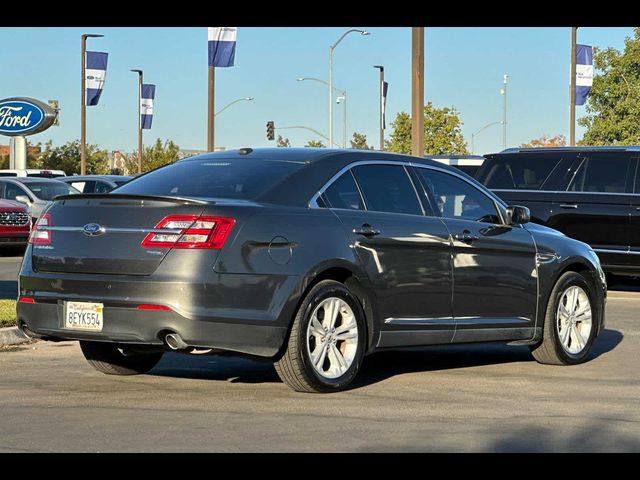 2018 Ford Taurus SEL