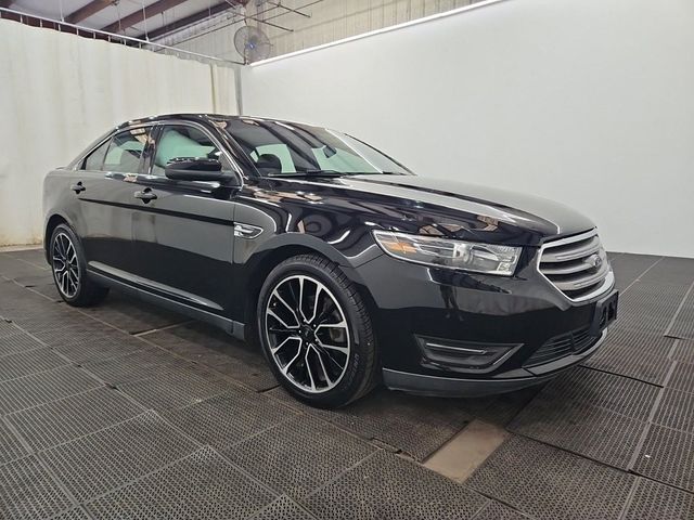 2018 Ford Taurus SEL