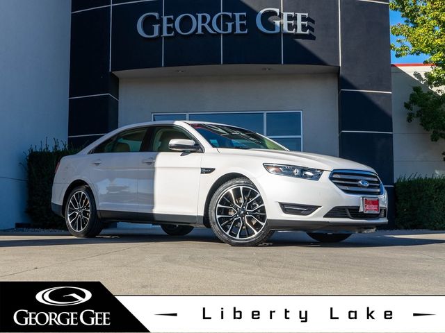 2018 Ford Taurus SEL