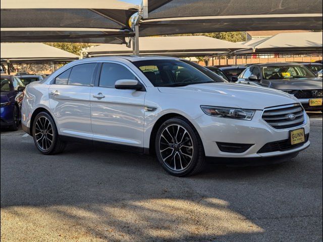 2018 Ford Taurus SEL