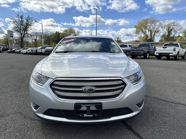 2018 Ford Taurus SEL