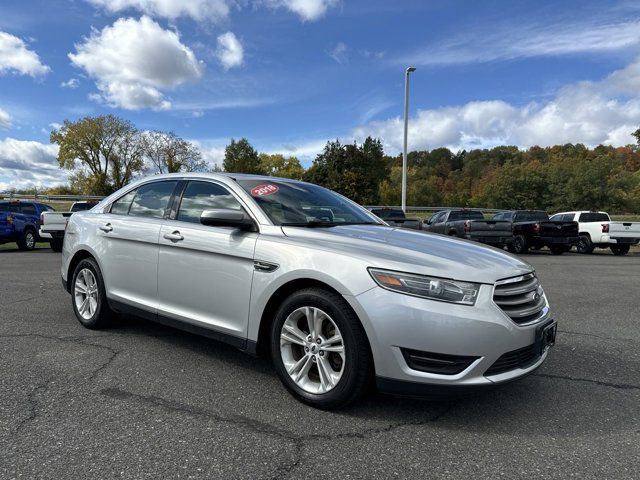 2018 Ford Taurus SEL