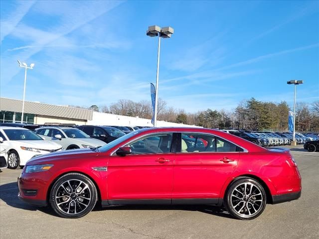 2018 Ford Taurus SEL