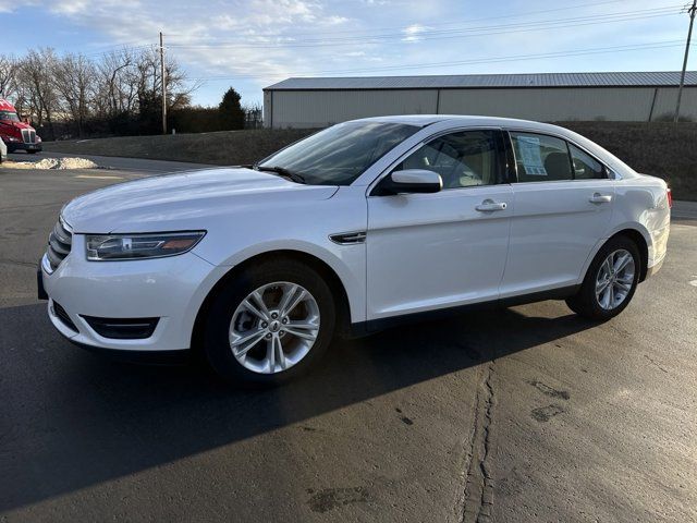 2018 Ford Taurus SEL