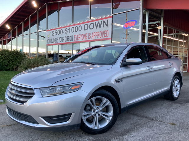 2018 Ford Taurus SEL