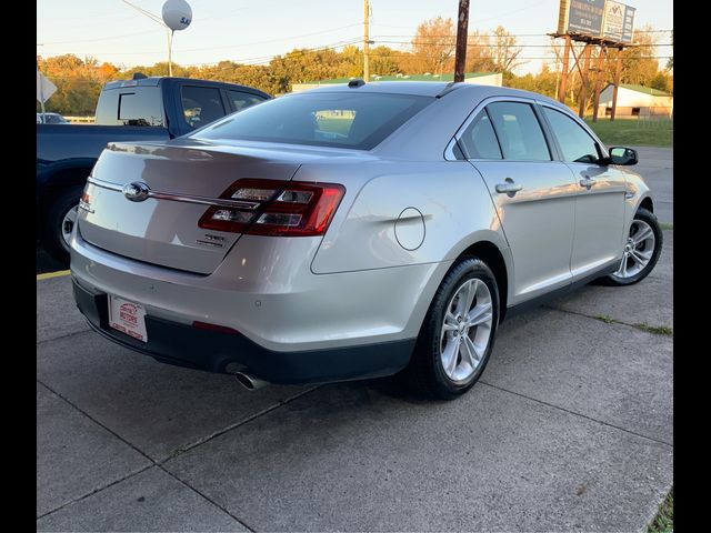 2018 Ford Taurus SEL