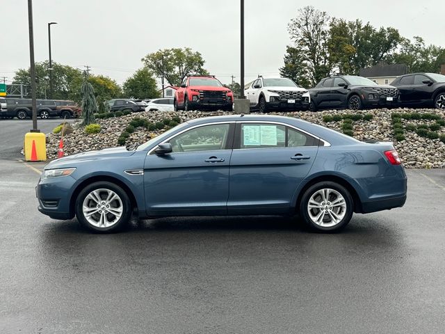 2018 Ford Taurus SEL