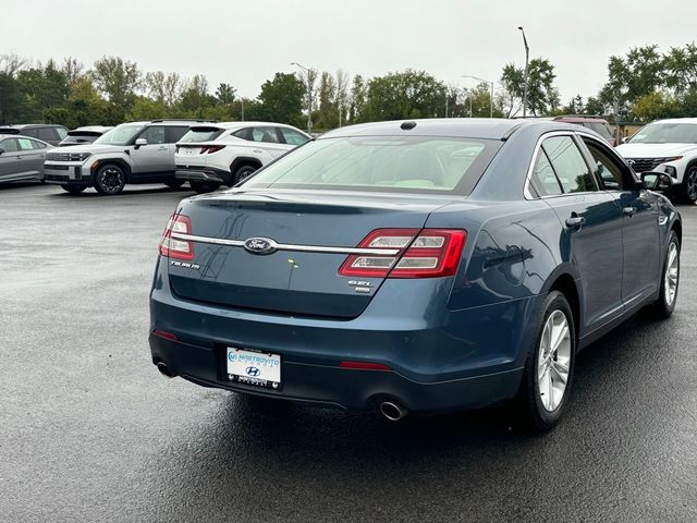 2018 Ford Taurus SEL