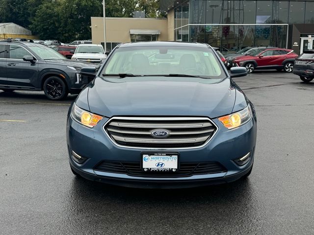 2018 Ford Taurus SEL