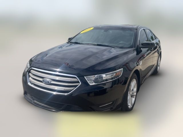 2018 Ford Taurus SEL