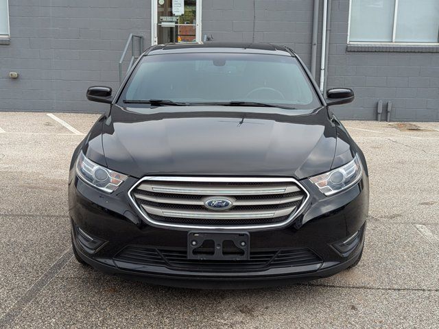 2018 Ford Taurus SEL