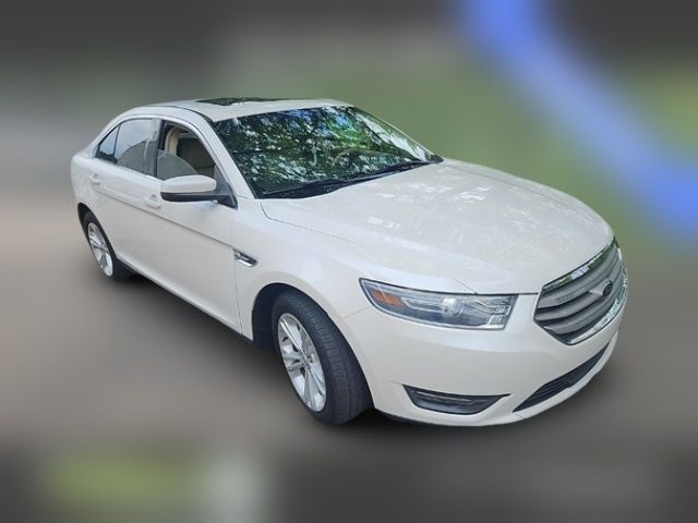 2018 Ford Taurus SEL