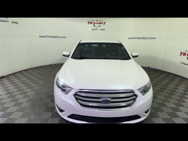 2018 Ford Taurus SEL