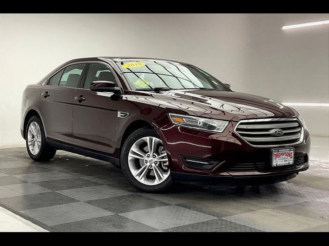 2018 Ford Taurus SEL