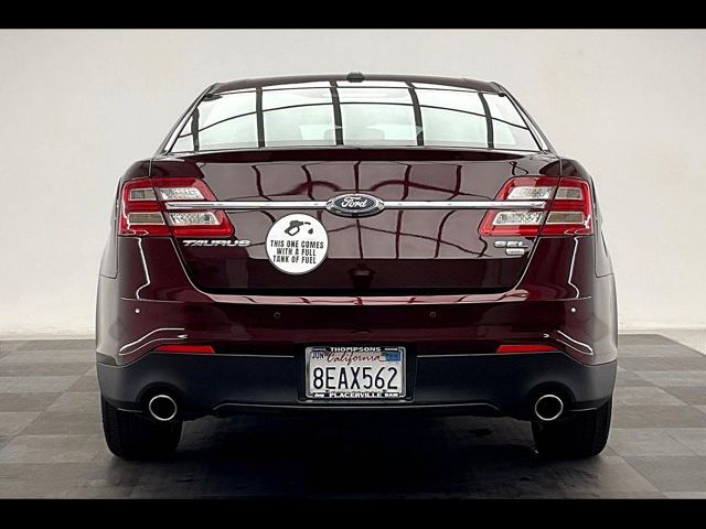 2018 Ford Taurus SEL