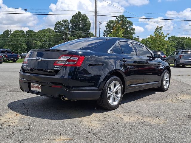 2018 Ford Taurus SEL