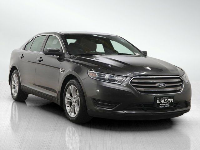 2018 Ford Taurus SEL