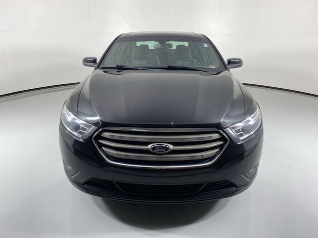 2018 Ford Taurus SEL