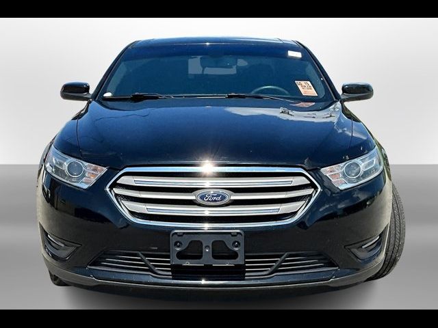 2018 Ford Taurus SEL