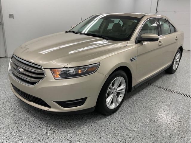 2018 Ford Taurus SEL