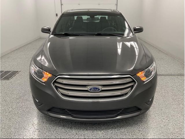 2018 Ford Taurus SEL